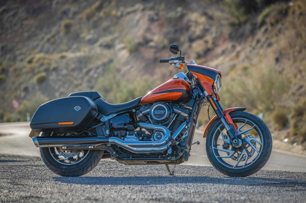 Harley Davidson Sport Glide (2020 - 2021)