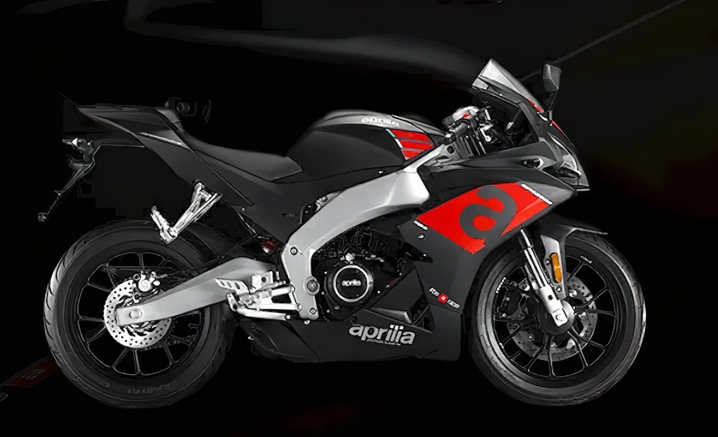Aprilia GPR250R (2021)