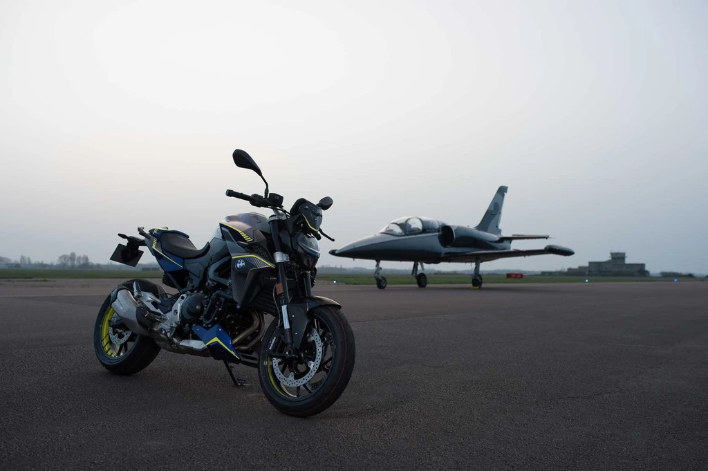 BMW F 900R Force (2021)