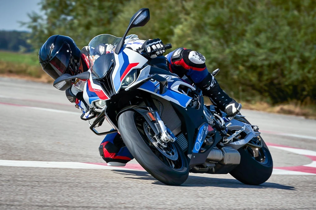 BMW M 1000RR (2021 - 2022)