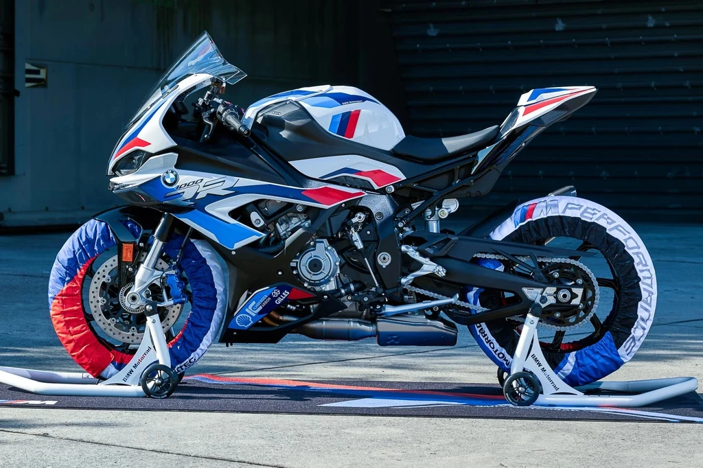 BMW M 1000RR (2021 - 2022)