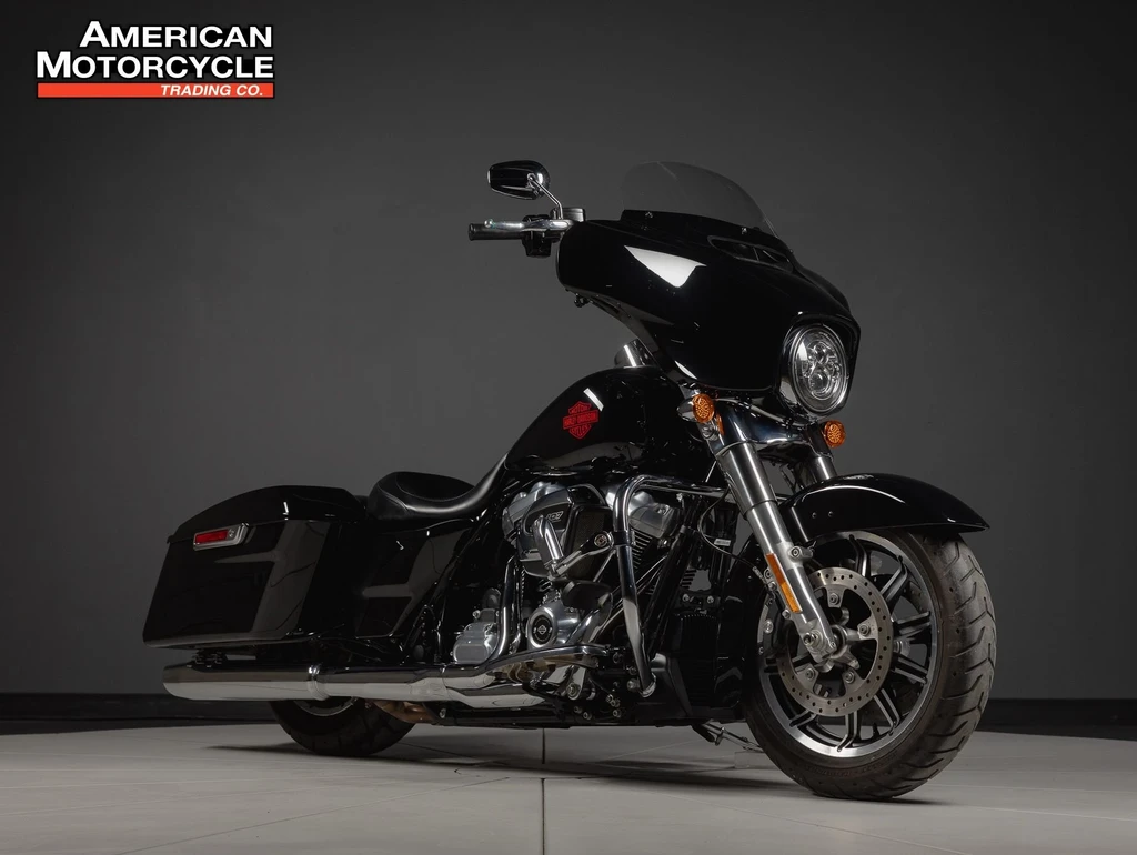 Harley Davidson Electra Glide Standard (2021)