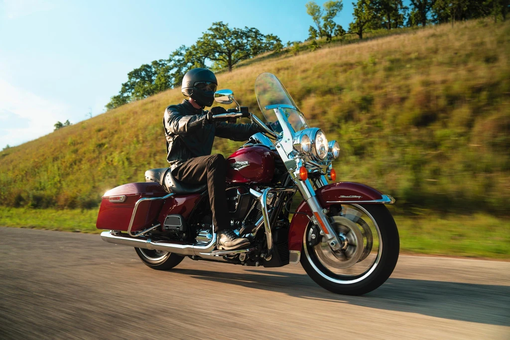 Harley Davidson Road King (2021)