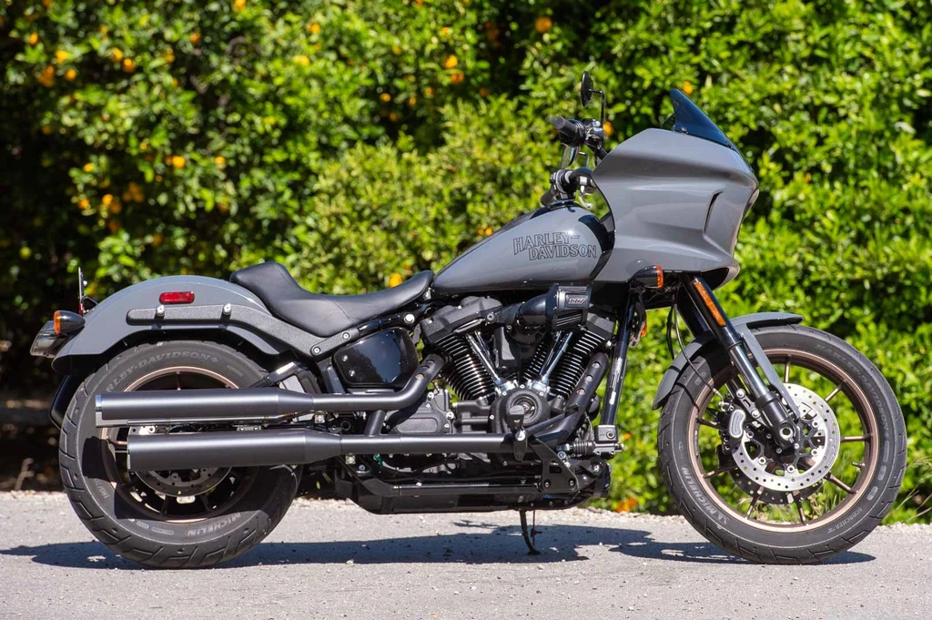 Harley Davidson Softail Low Rider ST (2022)