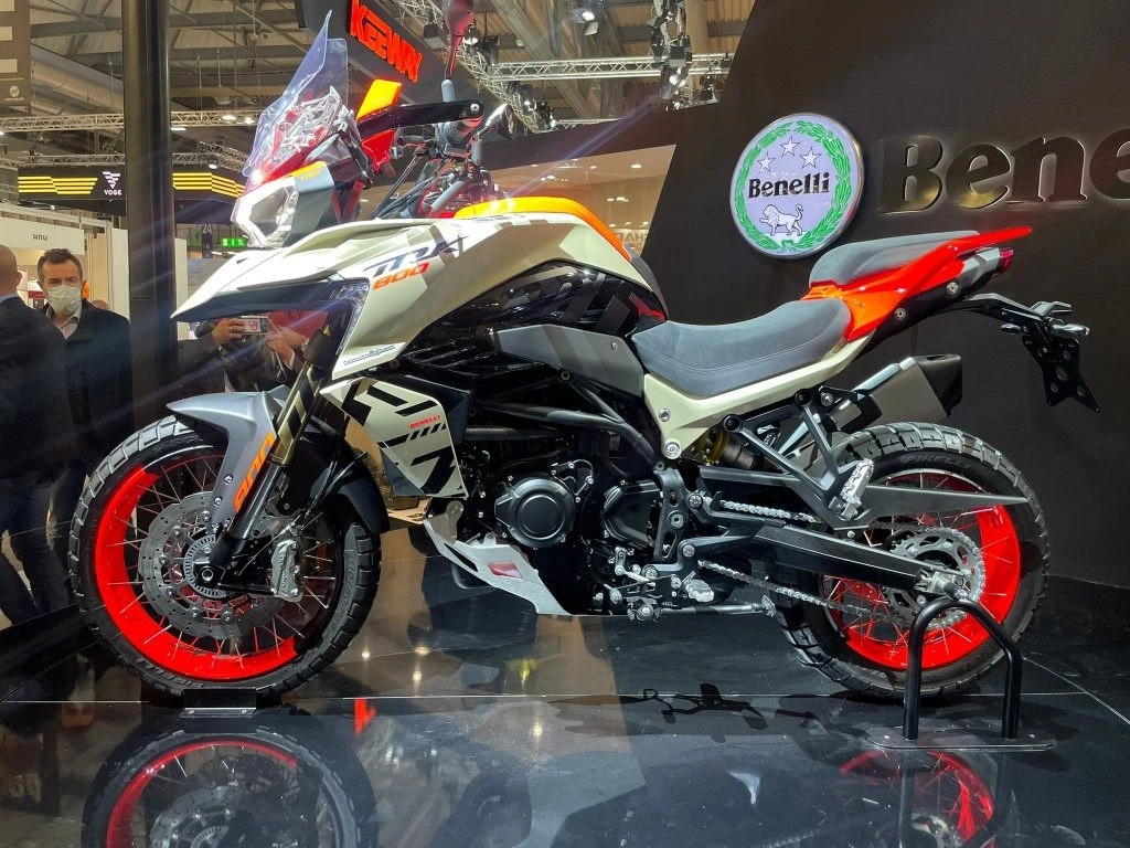 Benelli TRK 800 (2022)