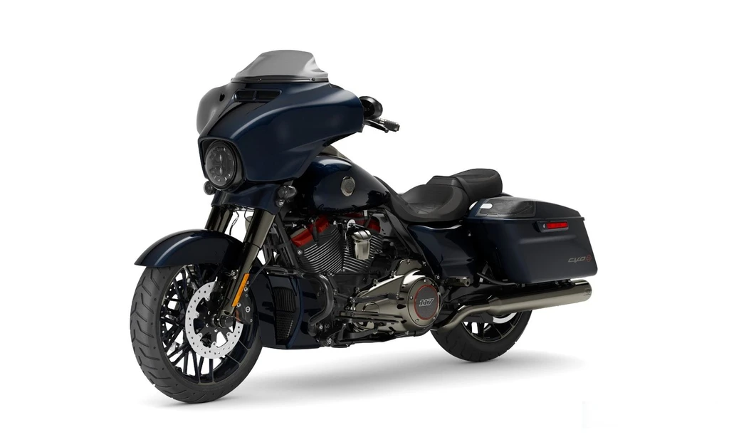 Harley Davidson CVO Street GlideFLHXSE (2022)
