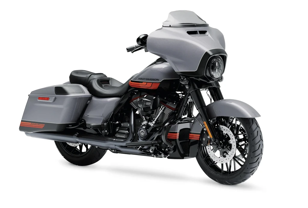 Harley Davidson CVO Street GlideFLHXSE (2022)