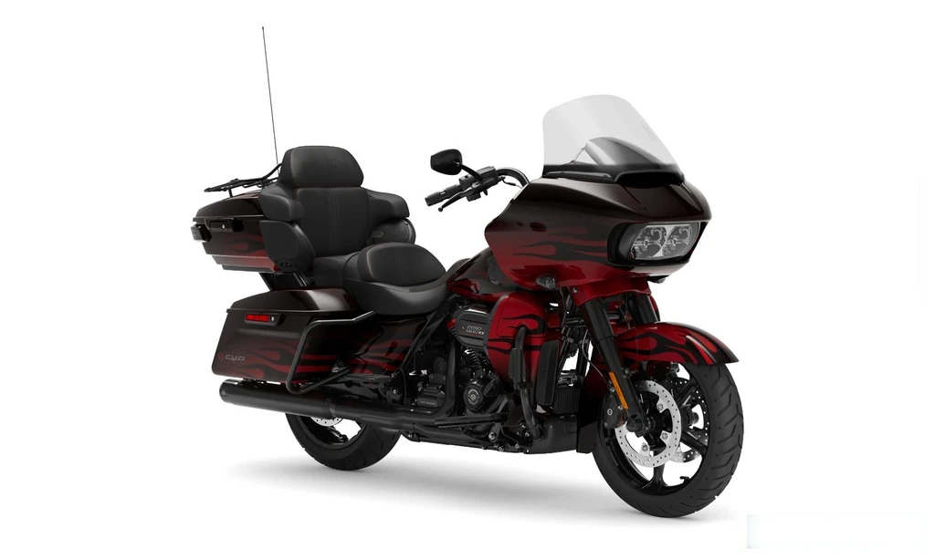 Harley Davidson CVO Road Glide (2022)