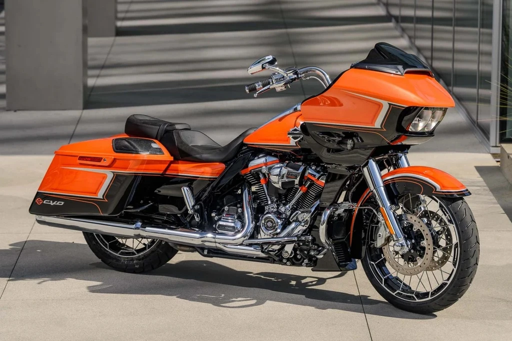 Harley Davidson CVO Road Glide Limited (2022)