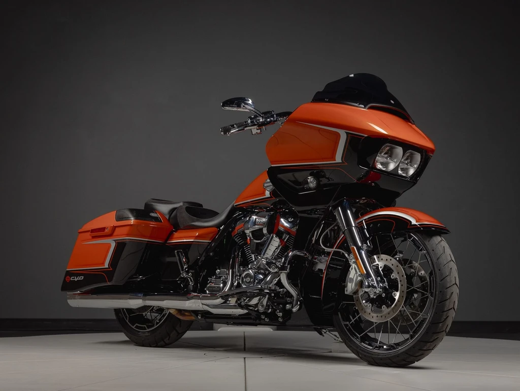 Harley Davidson CVO Road Glide Limited (2022)