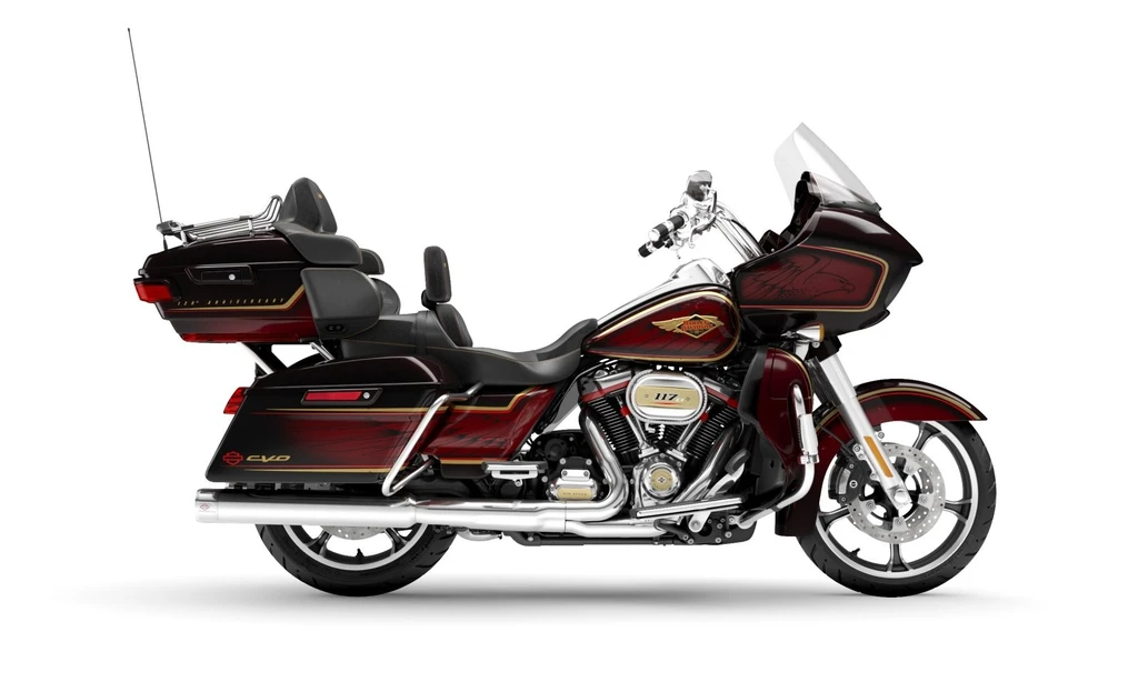 Harley Davidson CVO Road Glide Limited (2022)