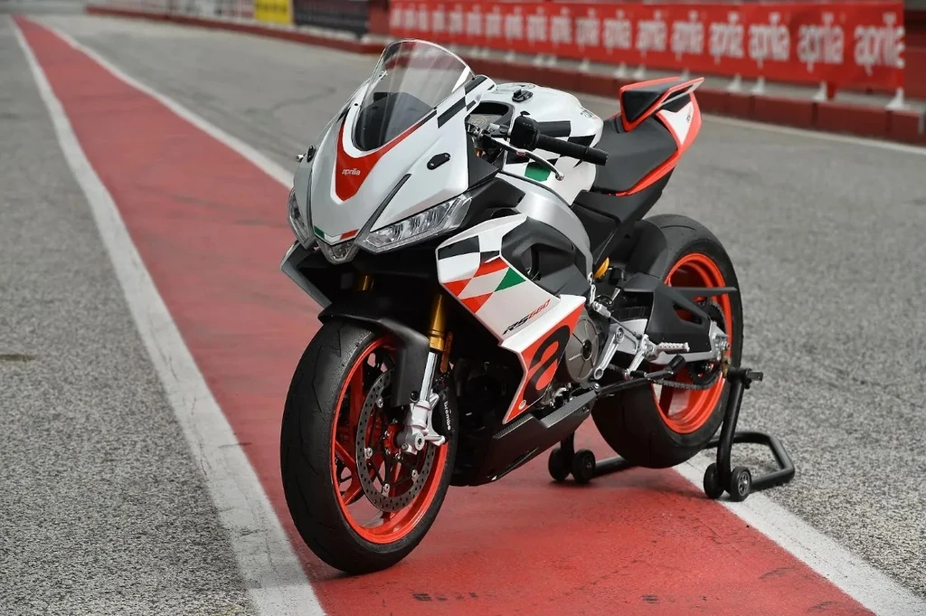 Aprilia RS 660 Extrema (2023)