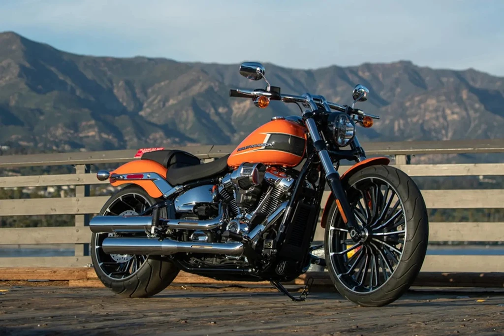 Harley Davidson Softail Breakout 117 (2023)