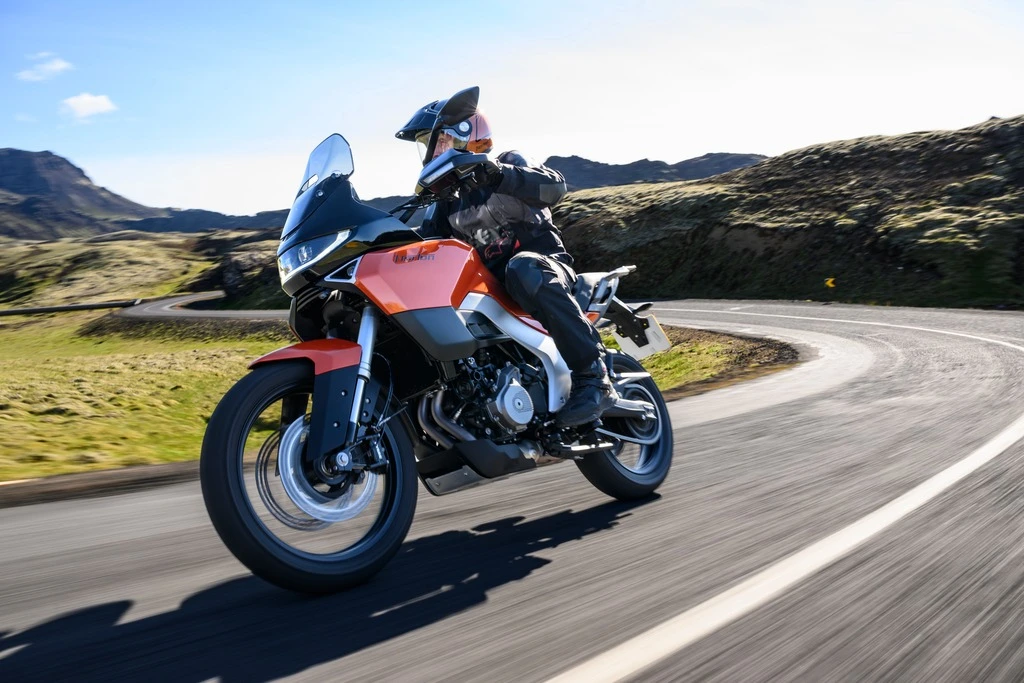 2926-Norton-Atlas-GT-2-throttlecraze.com