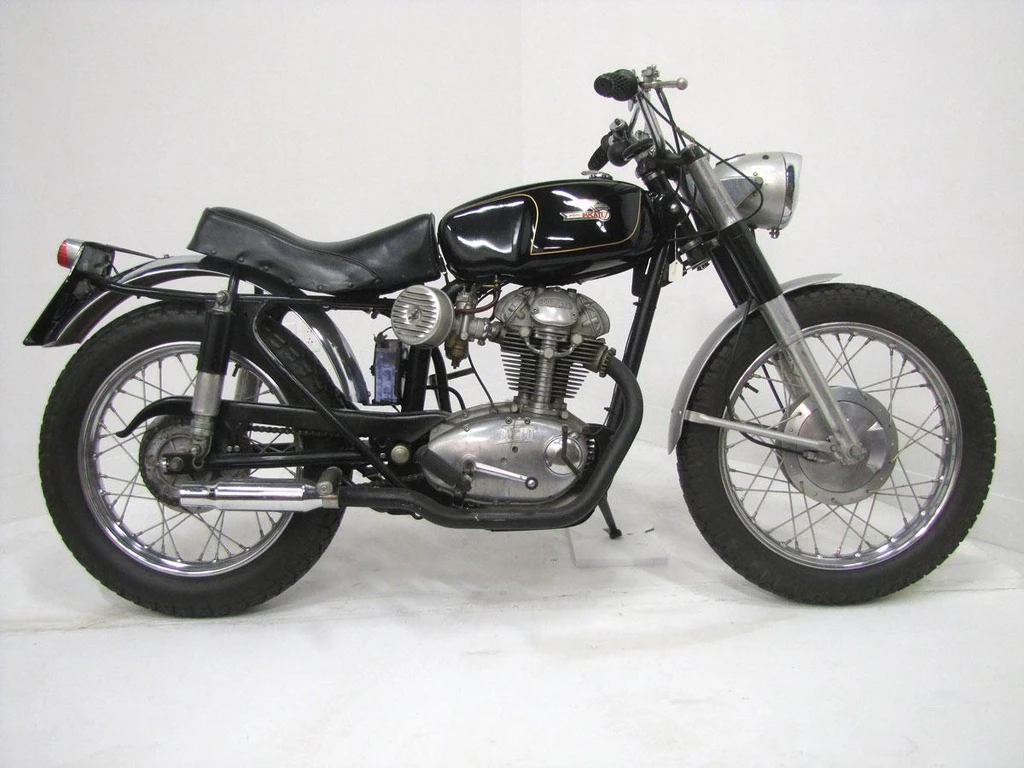 Ducati 250 Scrambler (1965 - 66)
