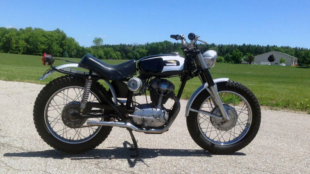 Ducati 250 Scrambler (1965 - 66)