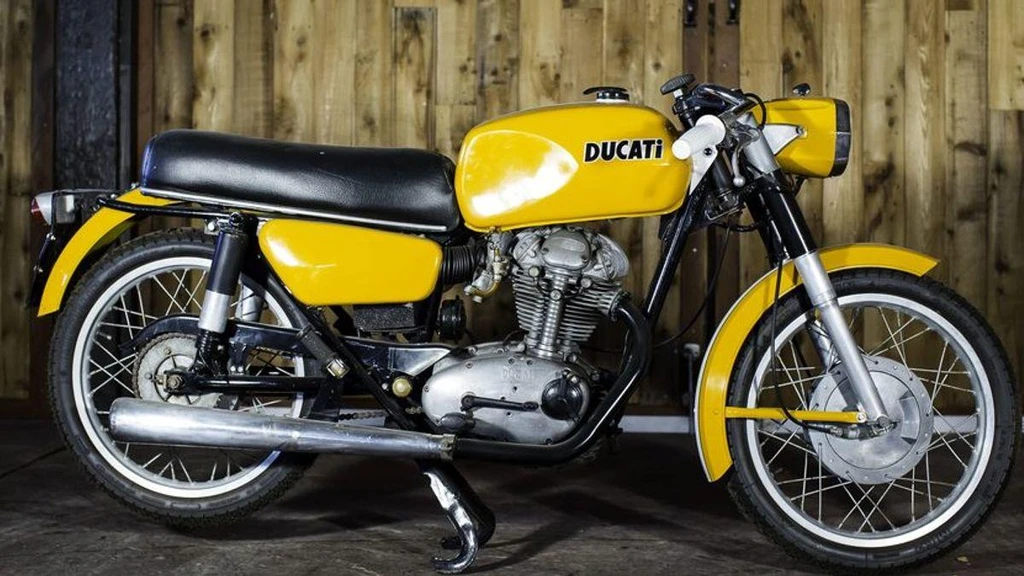 Ducati 250 Scrambler (1967 - 71)