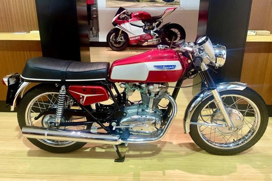Ducati 350 Mark 3 D (1969 - 70)