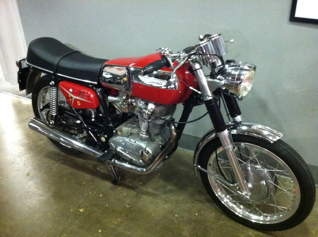 Ducati 450 Mark 3D (1971 - 72)