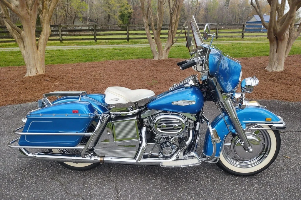 Harley Davidson FLH 1200 Electra Glide (1971)