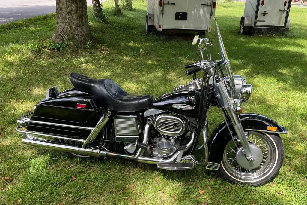 Harley Davidson FLH 1200 Electra Glide (1971)