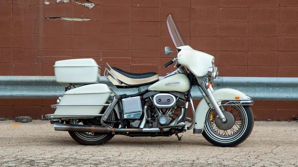 Harley Davidson FLH 1200 Electra Glide (1971)