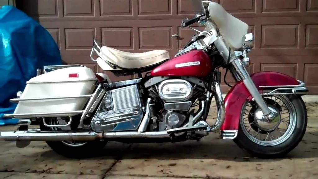 Harley Davidson FLH 1200 Electra Glide (1971)