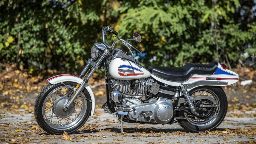 Harley Davidson FX 1200 Super Glide (1971)