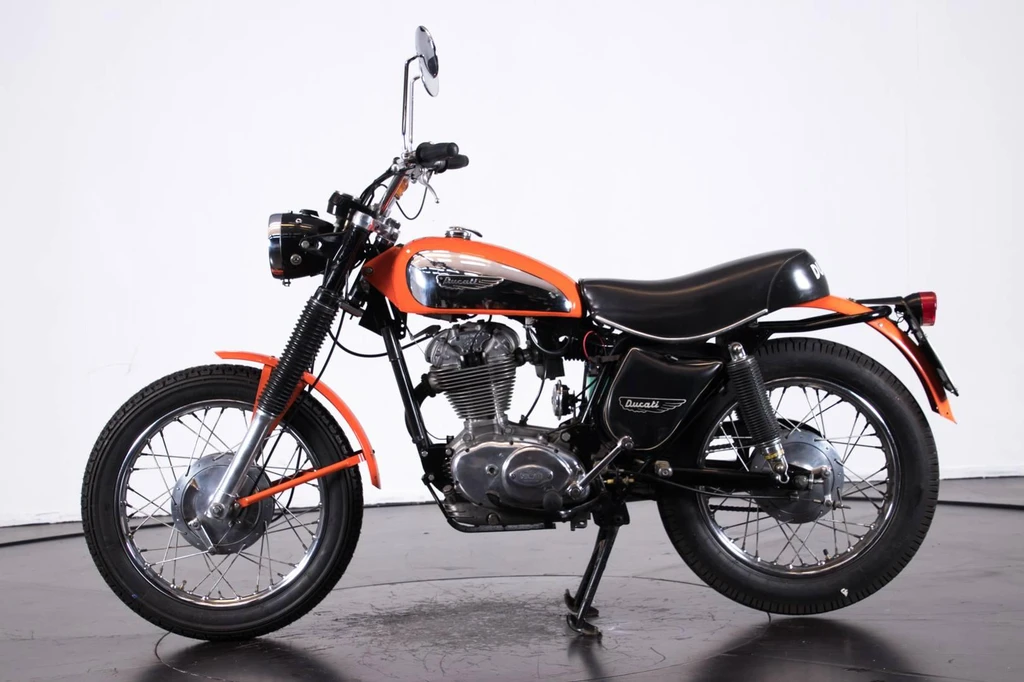 Ducati 350 Scrambler (1972 - 75)