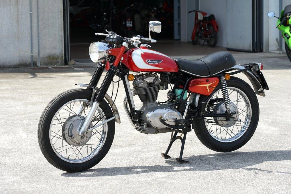 Ducati 350 Scrambler (1972 - 75)