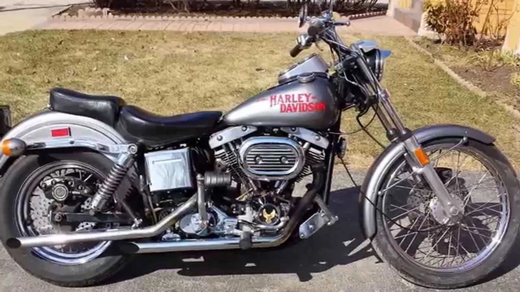 Harley Davidson FLH 1200 Super Glide (1973)