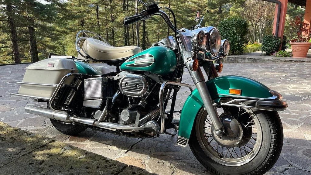 Harley Davidson FL 1200 Electra Glide (1972)