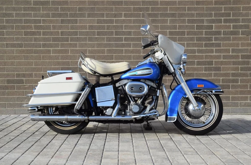 Harley Davidson FL 1200 Electra Glide (1972)