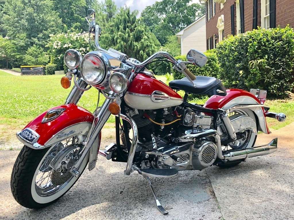 Harley Davidson FLH 1200 Electra Glide (1973)