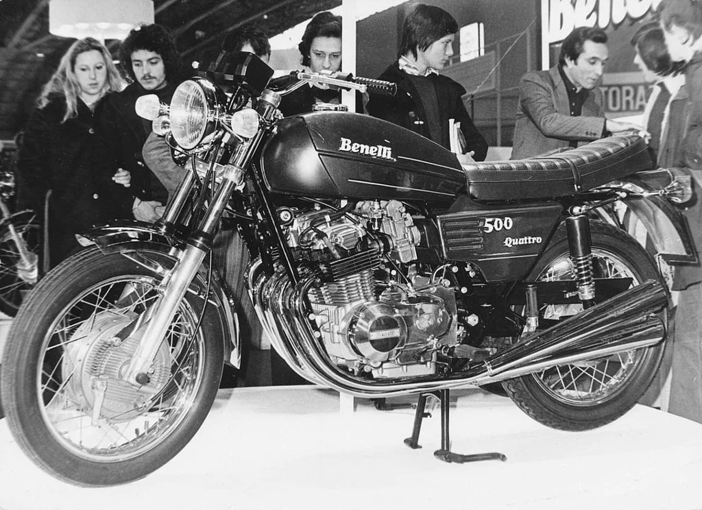 Benelli 500 Quattro (1974 - 75)