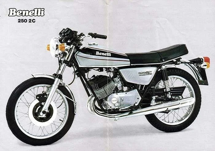 Benelli 250 Caf Racer (1975)