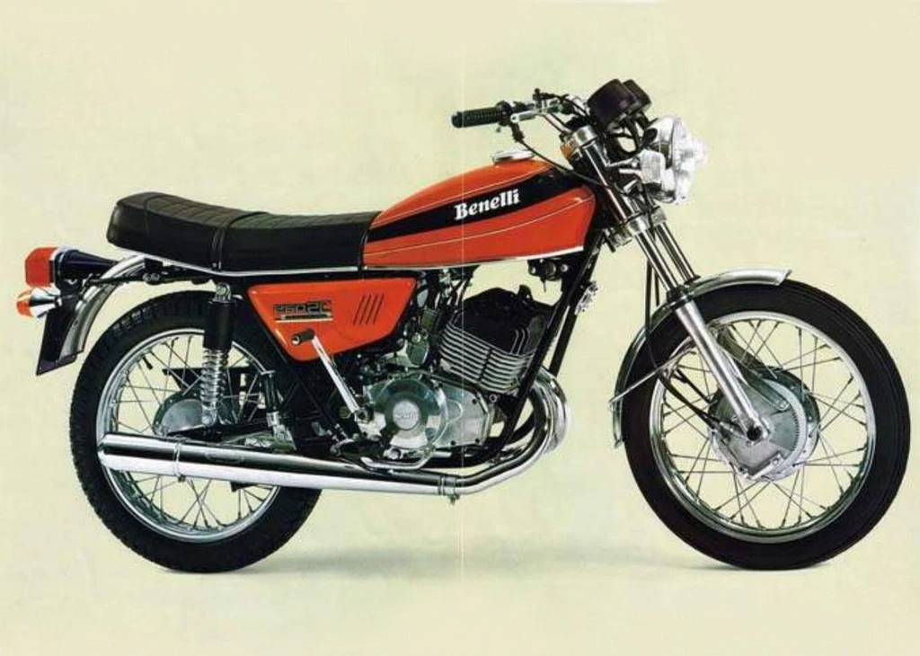 Benelli 250 2C (1976)