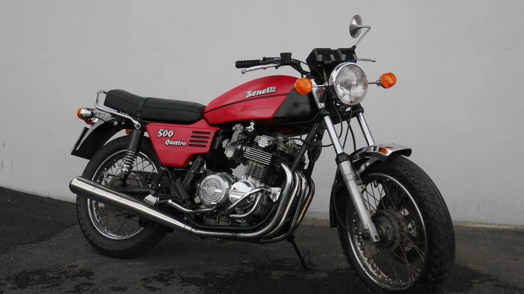 Benelli 500 Quattro (1976)