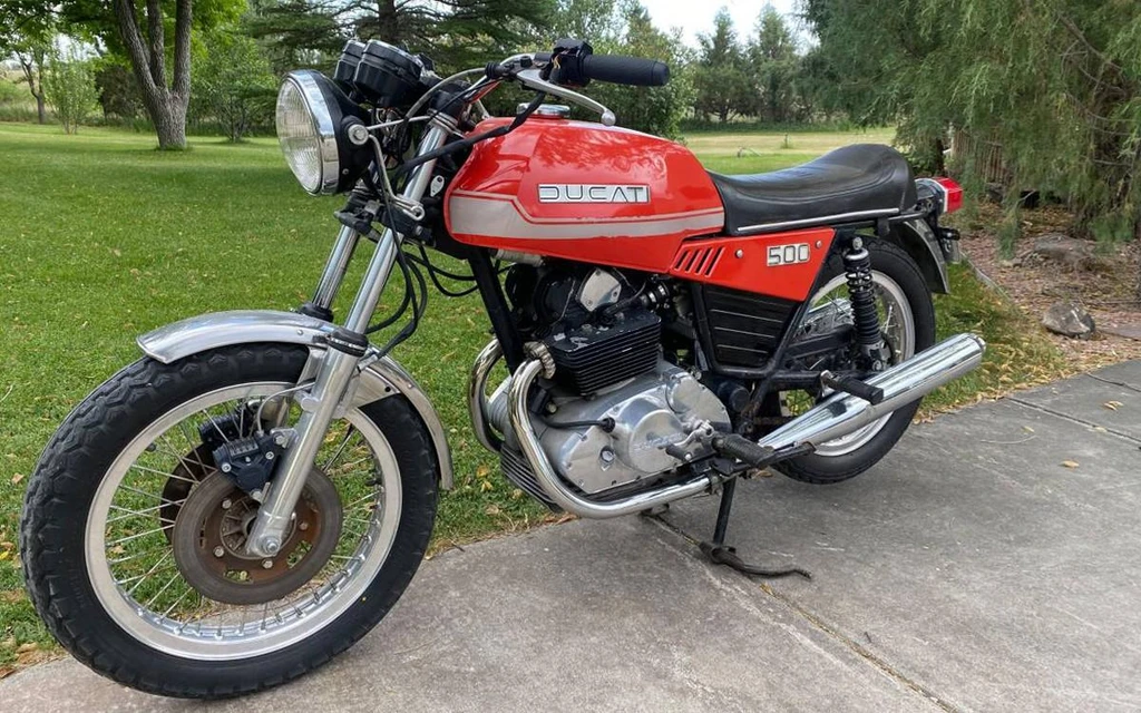 Ducati 500GTL (1977)