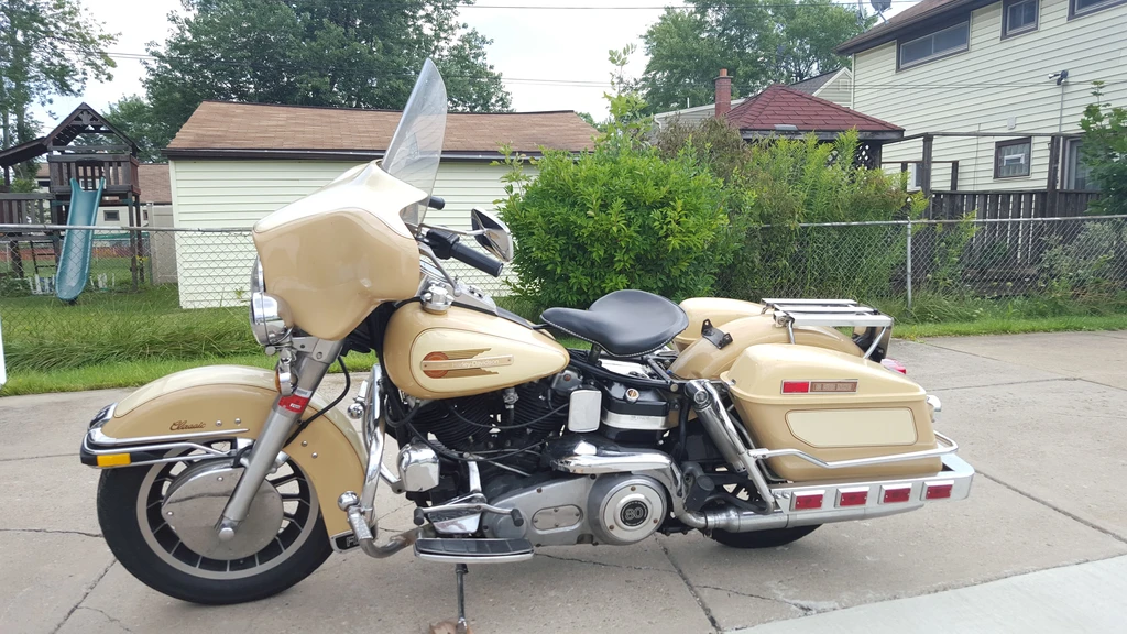 Harley Davidson FLHC 1340 Electra Glide Classic (1979 - 82)