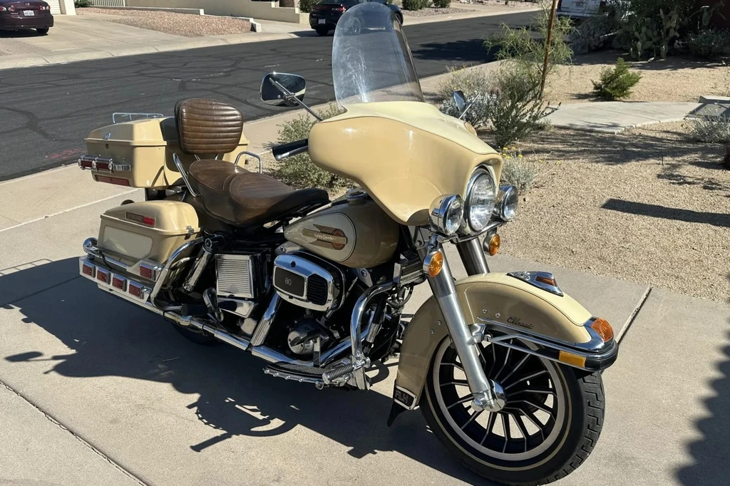Harley Davidson FLHC 1340 Electra Glide Classic (1979 - 82)