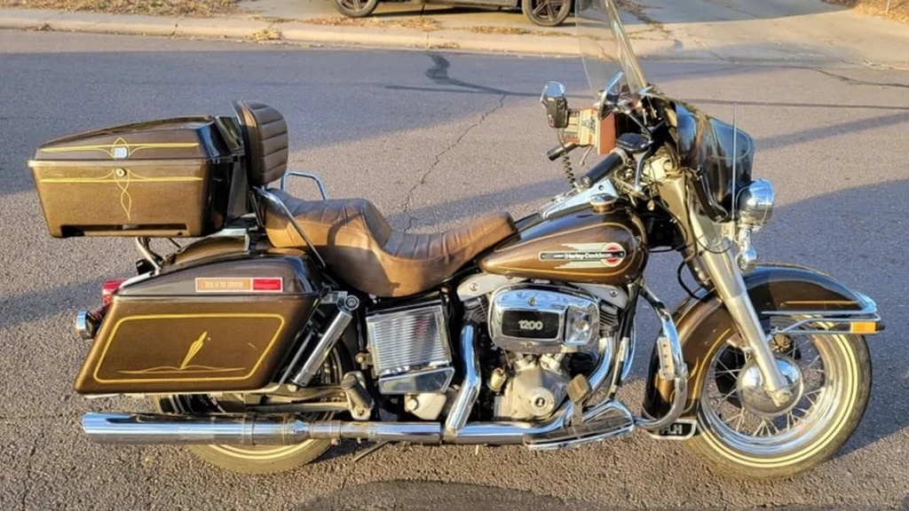 Harley Davidson FLHC 1340 Electra Glide Classic (1979 - 82)