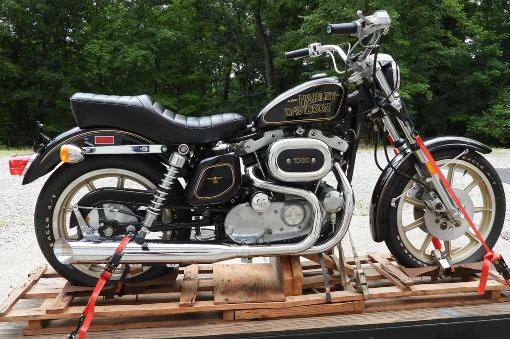 Harley Davidson XLH 1000 Sportster Hugger (1978)