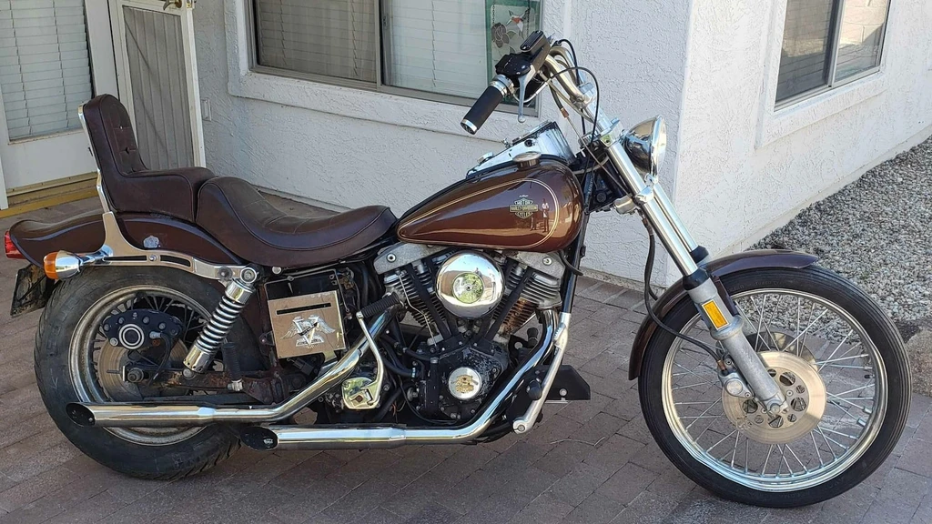 Harley Davidson FXWGWide Glide (1980)