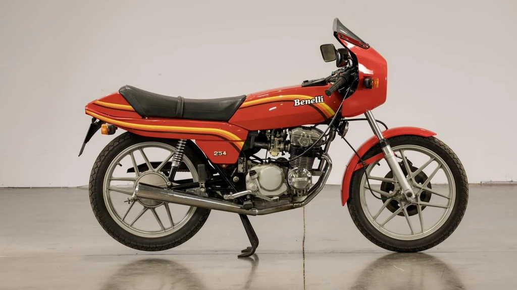 Benelli 254 Quattro (1981)