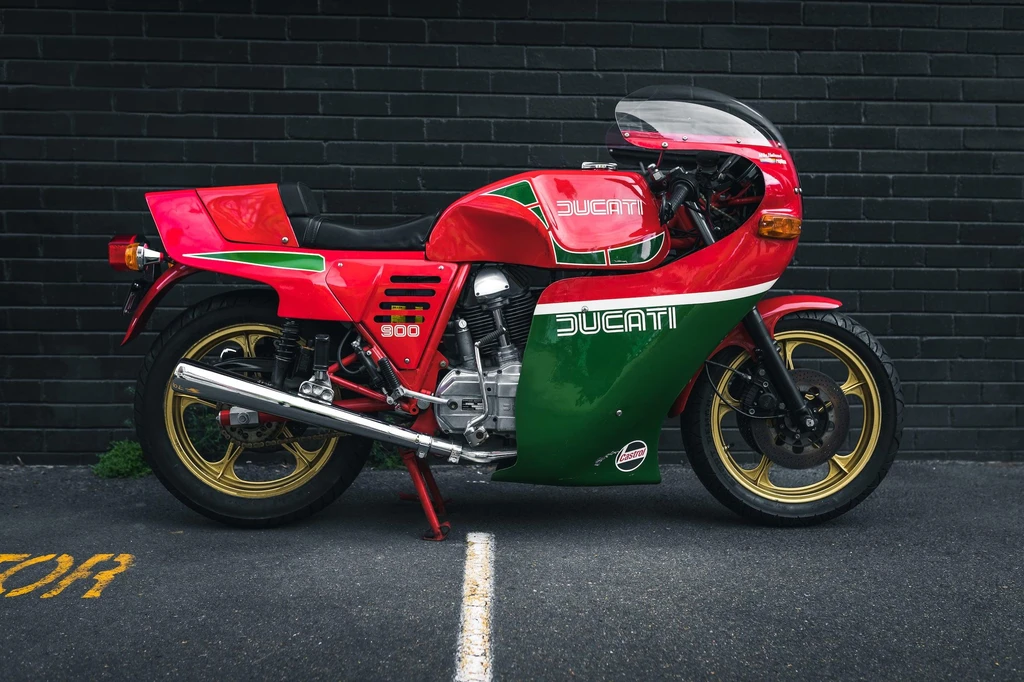 Ducati900 MHR (Mike Hailwood Replica) (1982 - 84)