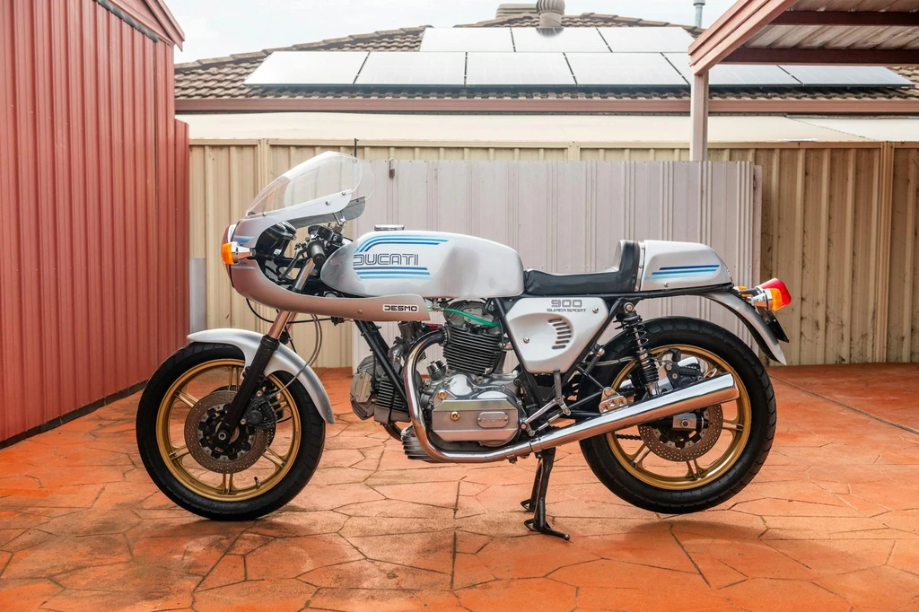 Ducati900 SS (1982)