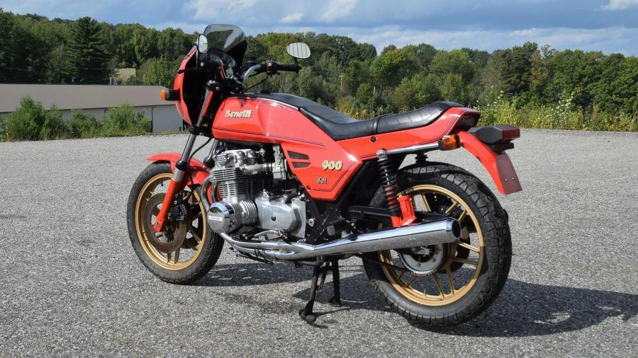 Benelli 900 Sei (1983)
