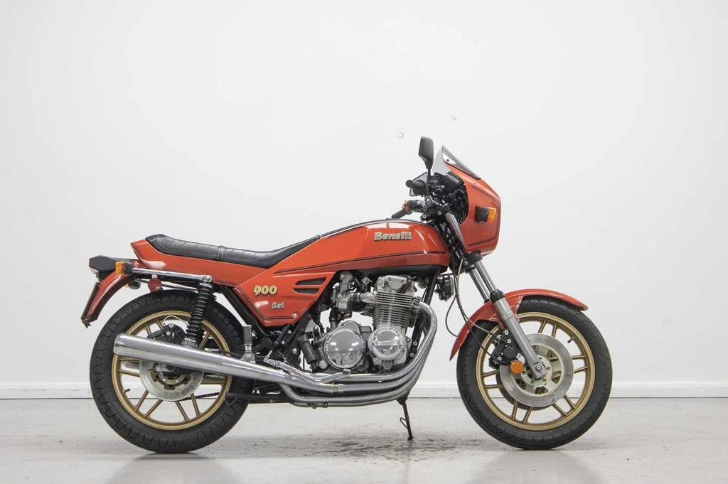 Benelli 900 Sei (1983)