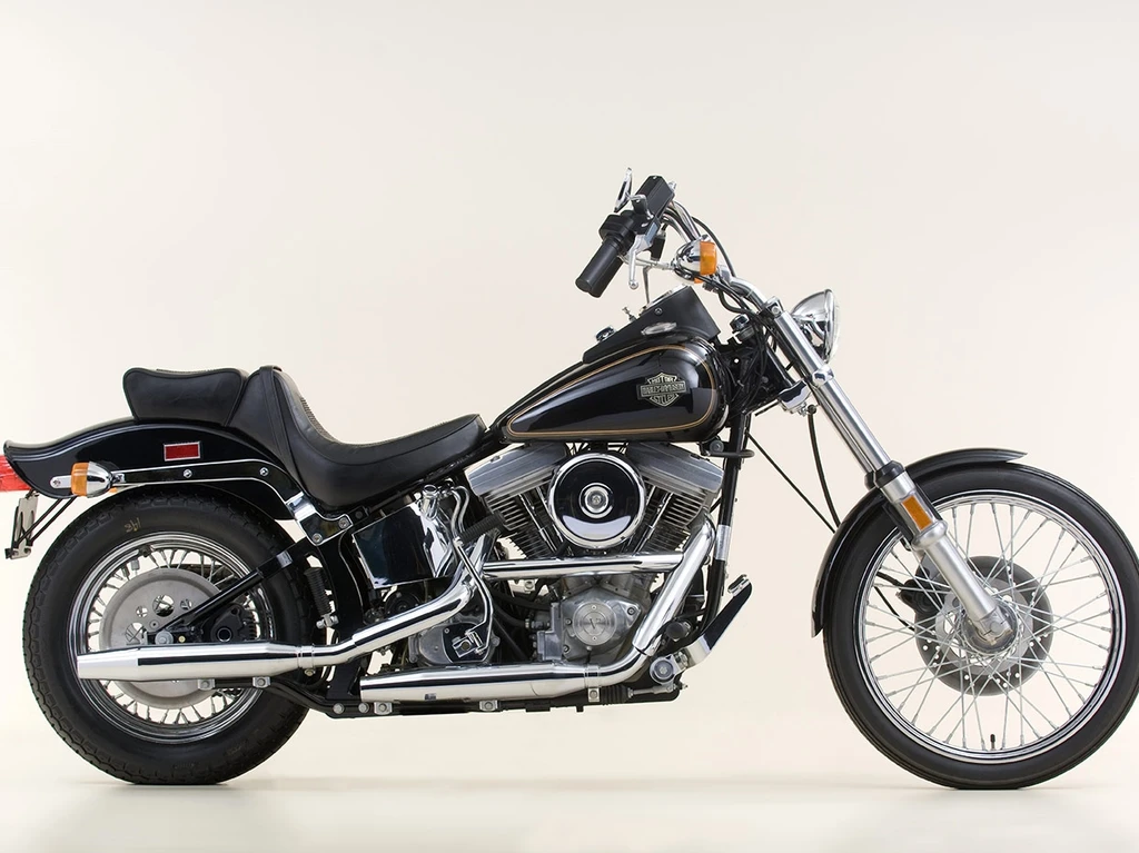 Harley Davidson FLSTC 1340 HeritageSoftail Classic (1984 - 85)